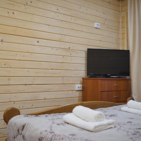 Садиба Nad Prutom 亚列姆切 外观 照片